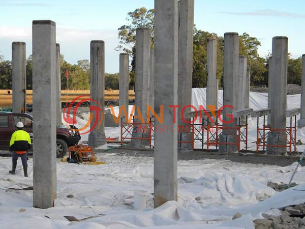 Construction of filament geotextile