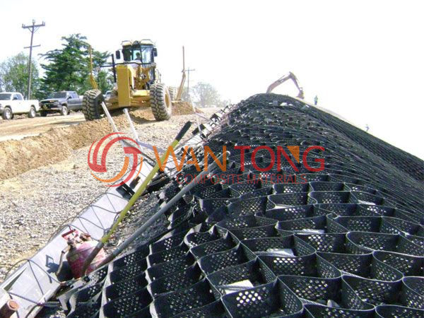 Geocell construction