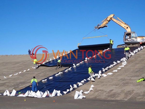 Geomembrane construction
