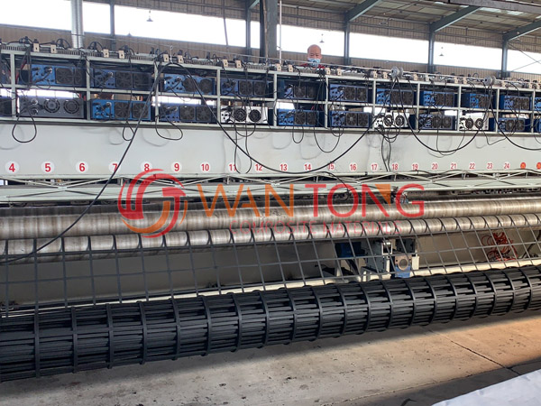 Steel Plastic Geogrid Production Equipment